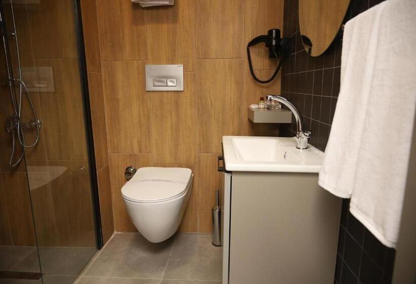 اتاق اکونومی, Rush Hotel Tokat