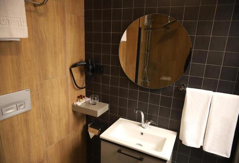 اتاق اکونومی, Rush Hotel Tokat