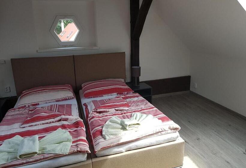Люкс, Apartmány Pod Klášterem
