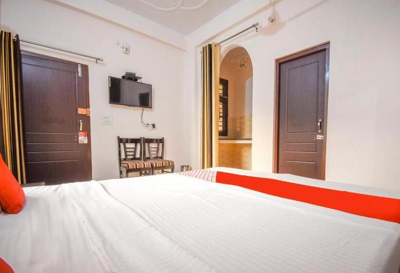 Трехместный Номер Классика, Collection O Hotel Sushila Residency