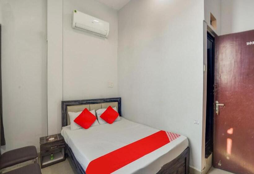غرفة كلاسيكية ثلاثية, Oyo Hotel Shree Siddh