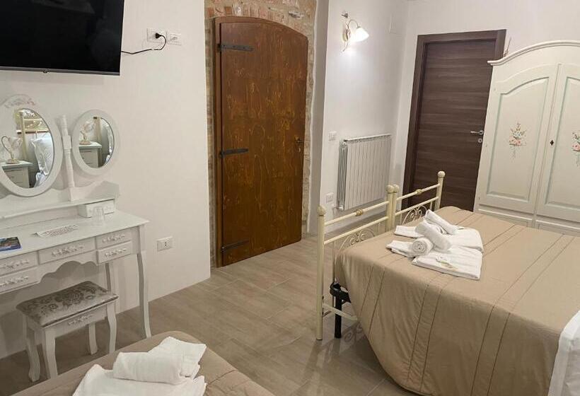 Номер Стандарт Трехместный, B&b I Giardini