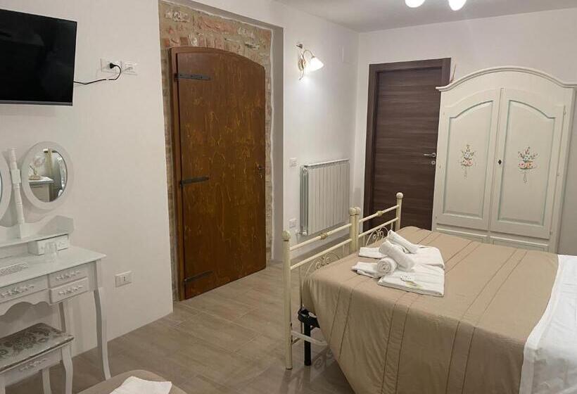 Номер Стандарт Трехместный, B&b I Giardini