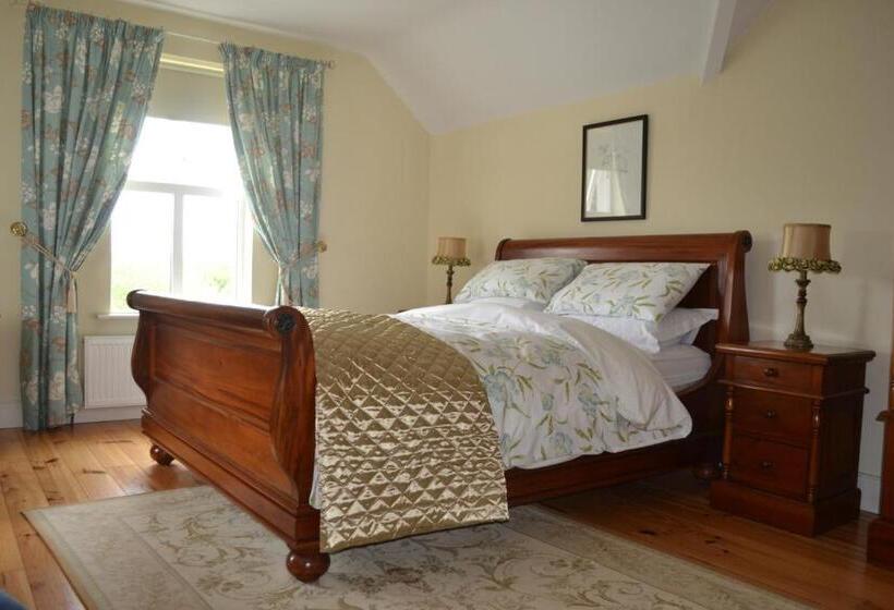 اتاق لوکس, Guaire House Killarney