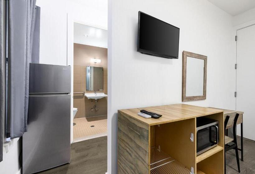 اتاق استاندارد با 2 تخت دوبل, 27 By Luxurban, A Baymont By Wyndham