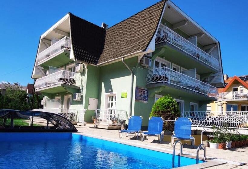 Семейный Номер, Green Guesthouse Balatonfüred