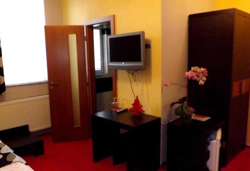 Четырехместный Номер Стандарт, Guest House Penzión Fortuna