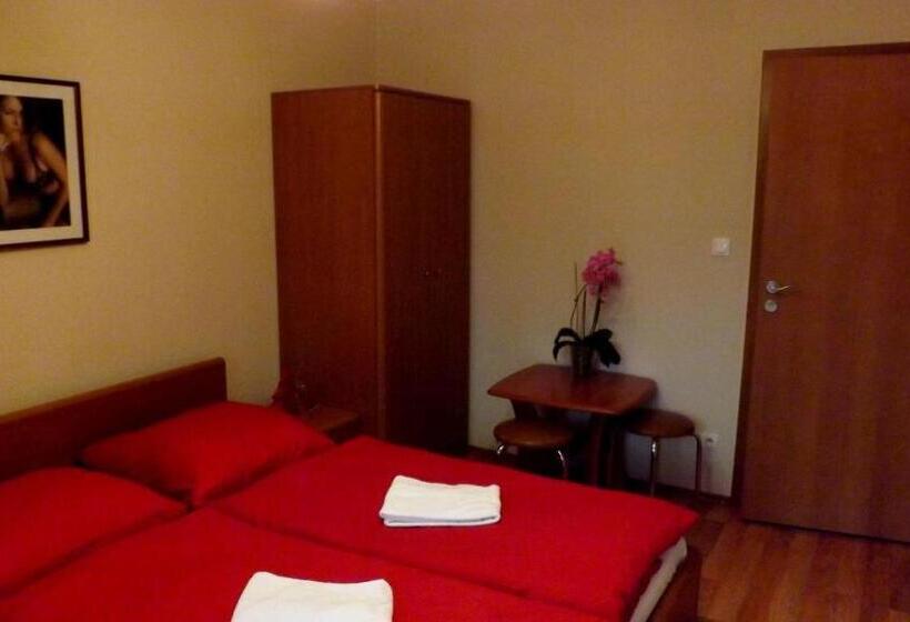 Номер Deluxe с Балконом, Guest House Penzión Fortuna