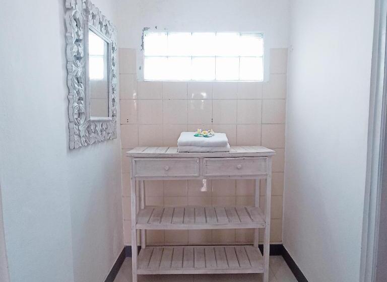 Номер Deluxe, Rasa Sayang Inn By Pigeon