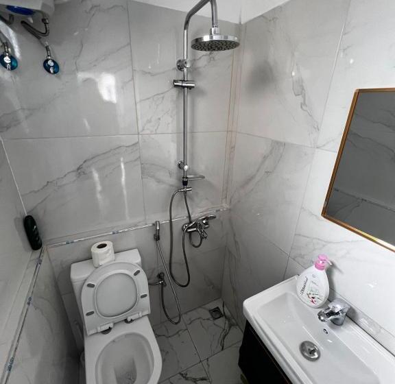 스탠다드 룸, Budget Retreat Tirana & Studios