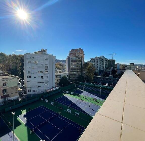 이코노미 룸, Budget Retreat Tirana & Studios