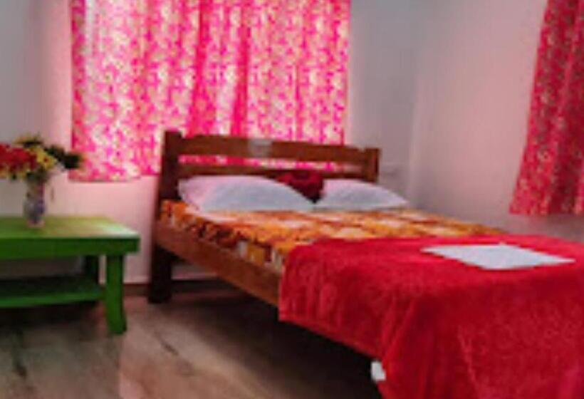 Семейный Номер, Serina House Malvan