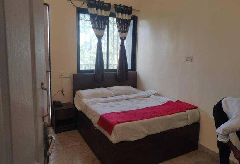 Номер Deluxe, The Pearl Inn