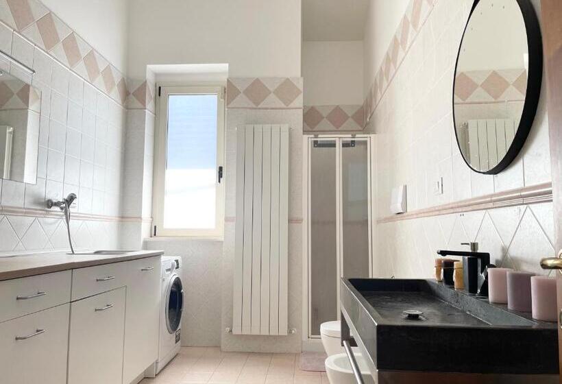 ویلای 1 خوابه با چشم‌انداز دریا, Villa Acquabella
