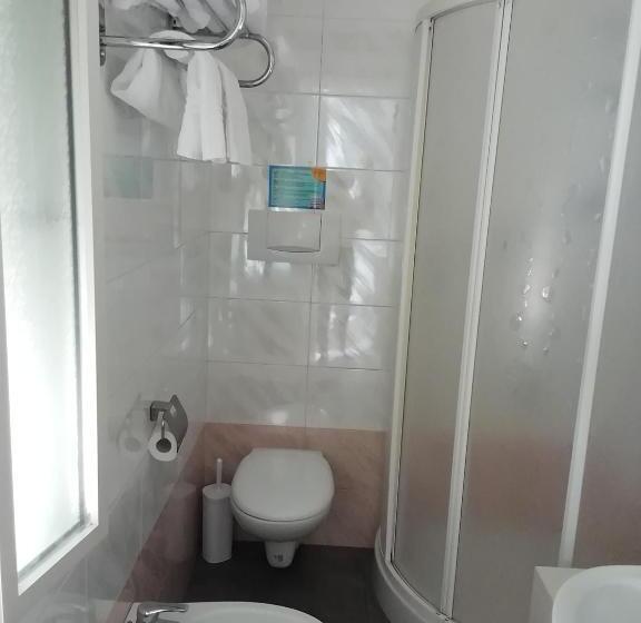 Habitación Triple Estándar Vista Mar, B&b Metropols Sottomarina