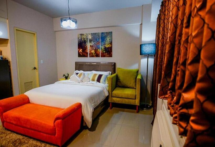 استودیوی استاندارد, H&m One Palmtree Villas