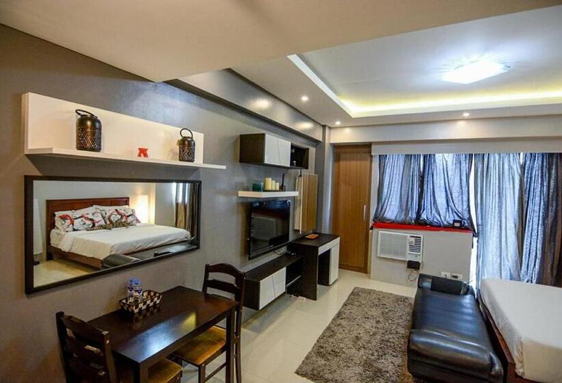 استودیوی استاندارد, H&m One Palmtree Villas