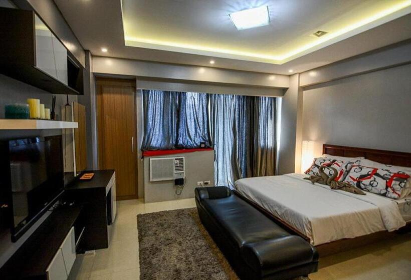 استودیوی استاندارد, H&m One Palmtree Villas