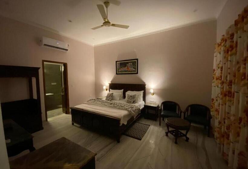 Номер Стандарт с Балконом, Sariska Nature Estate