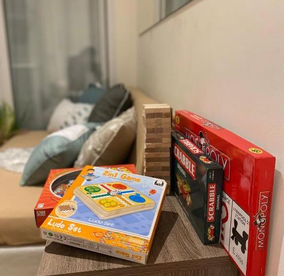 스탠다드 발코니 스튜디오, 1 Bedroom Unit With Massage Chair, Karaoke, Smart Tv At Azure Urban Resort