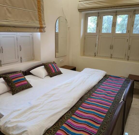 Номер Superior, Heritage Haveli Varanasi