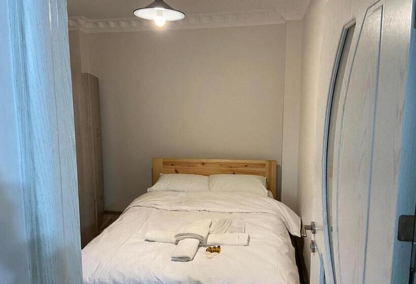 Люкс Deluxe Кровать Кинг, La Perato Suites