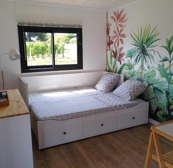 Семейное Студио, Maison Sur Pilotis