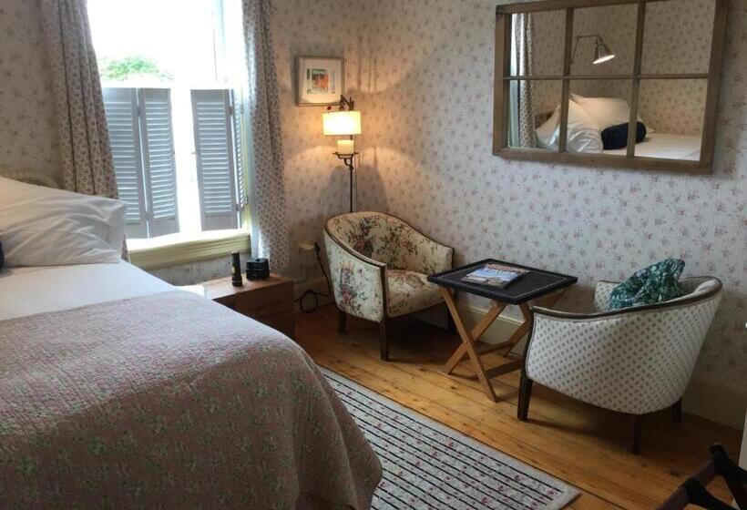 Номер Стандарт, Mecklenburgh Inn