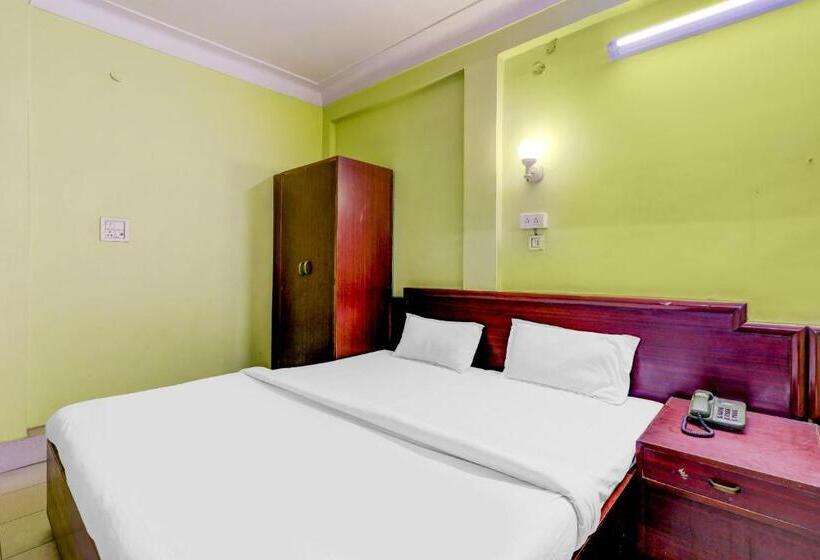 اتاق کلاسیک سه تخته, Collection O Hotel H P
