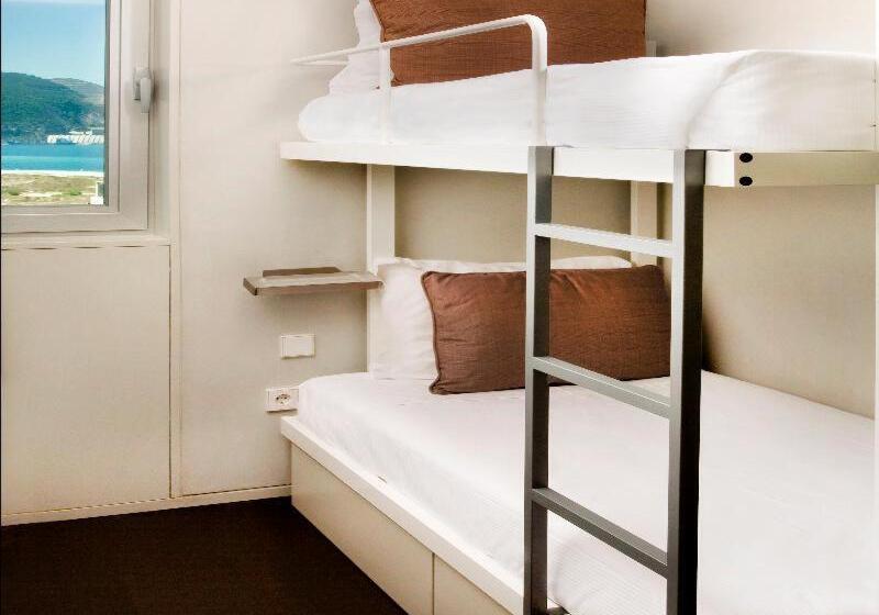 Quarto Estandar, Aqualuz Troia Rio by The Editory