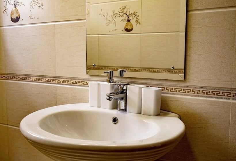 Standard Studio, Gramo Suites