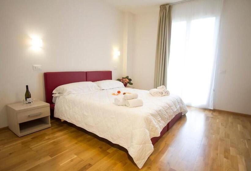 Suite Deluxe, Arezzo Asc