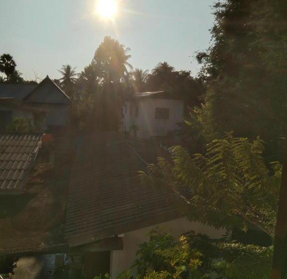 수피리어 룸, Moon S House Luangprabang