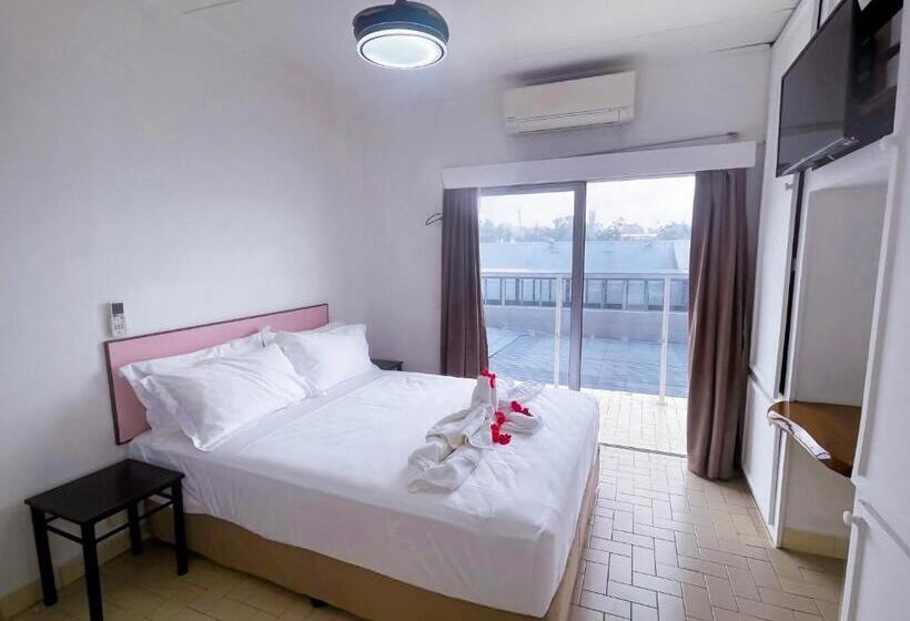 سوئیت 2 خوابه, Coconut Palms Resort & Diamond Casino