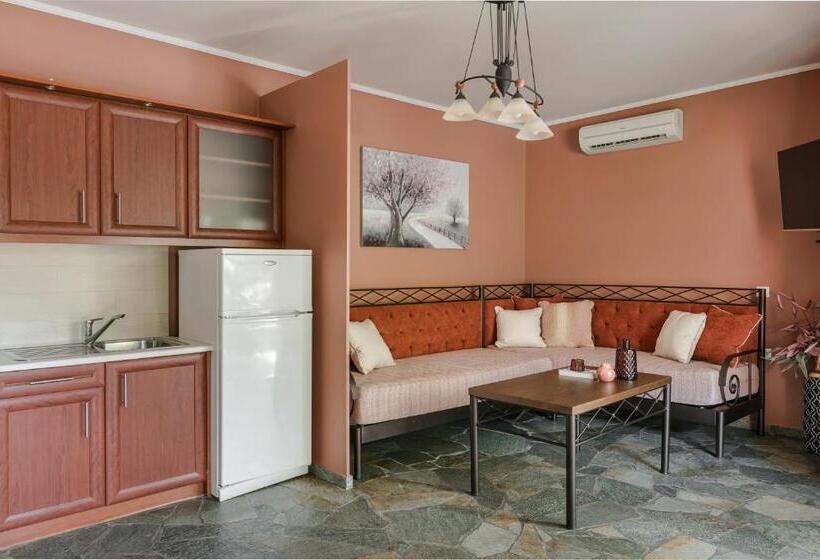 豪华套房, Paramithenio Village Beach Resort & Spa