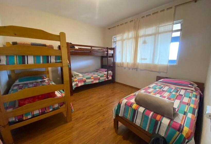 패밀리 룸 공용 욕실, Atalho Guest House