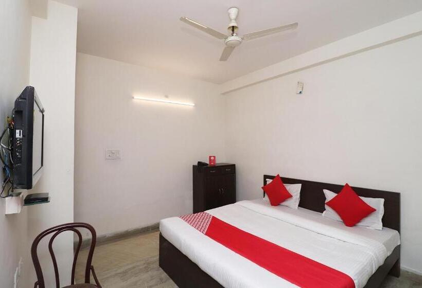 Трехместный Номер Классика, Collection O Hotel Gwalior Pride