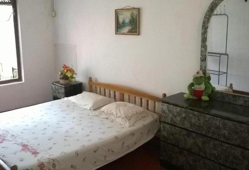 Номер Стандарт Вид на Сад, Nawala Inn