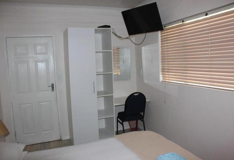 Дом 2 Спальни, Three Arches Guesthouse