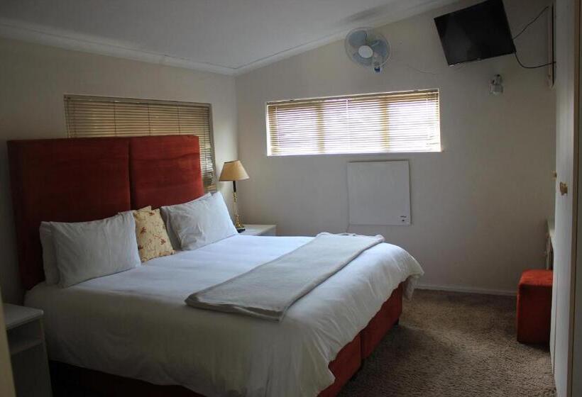 Номер Стандарт, Three Arches Guesthouse