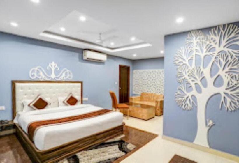 Номер Deluxe Кровать Кинг, Green Embassy Meerut