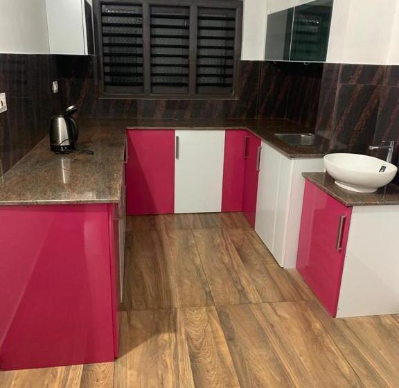 带2个卧室的公寓, Wayanad Rooms Izza