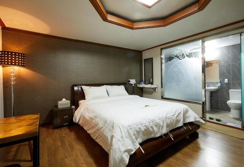 스탠다드 룸, Buantreehotel Blackhouse