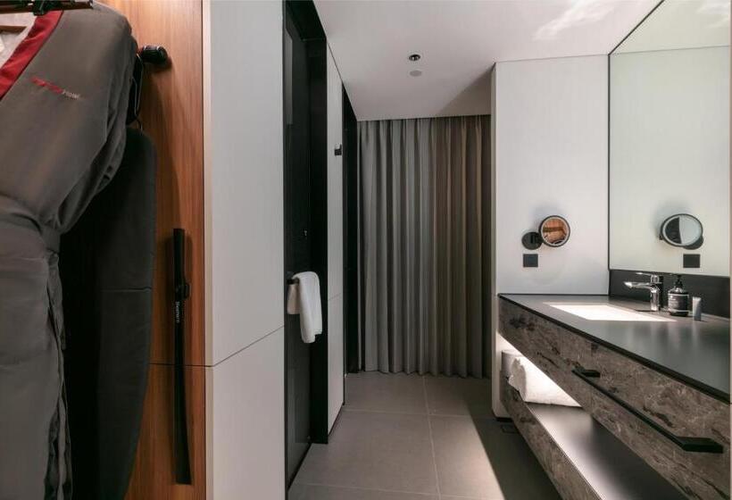 Номер Superior, Intercity Renhuai