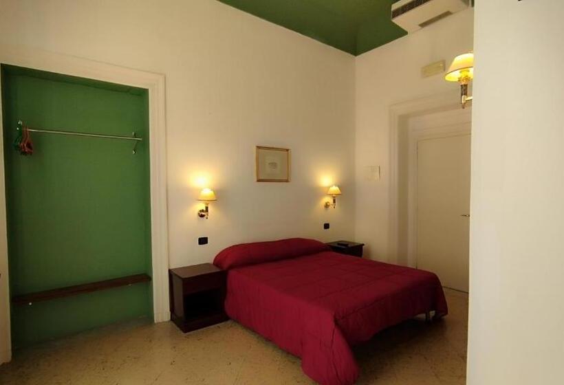 Номер Стандарт, Le Due Sicilie Guest House