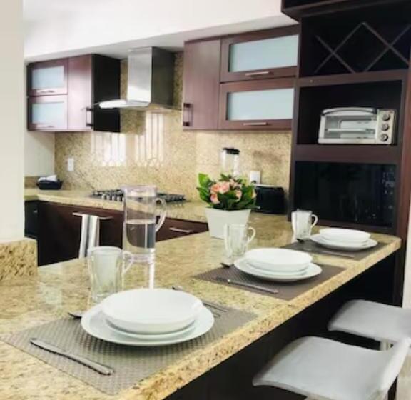 Quarto Estandar com Terraço, Urban Chapalita