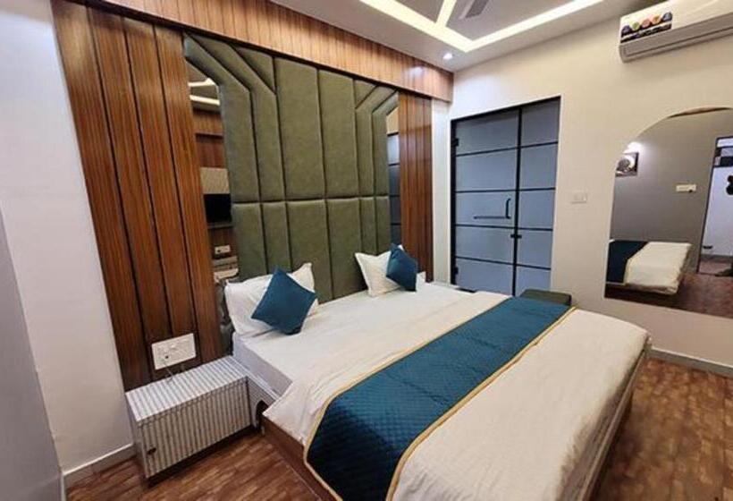 豪华房间, Fabhotel Max
