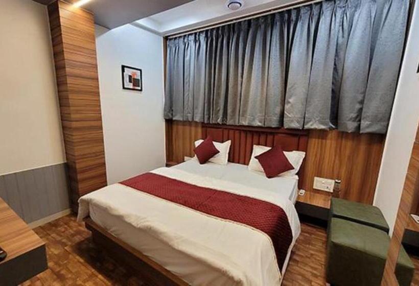 套房, Fabhotel Max