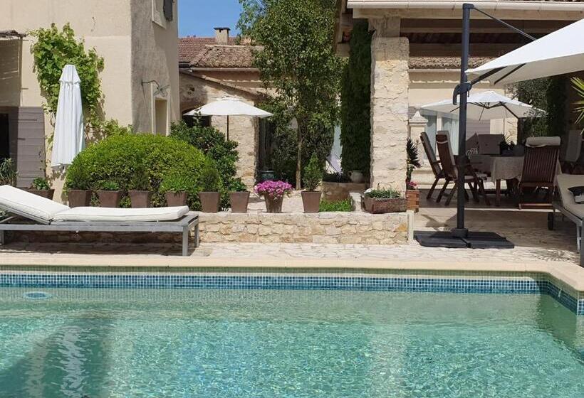 Номер Deluxe, Le Mas Des Aires   Chambres D Hôtes   Blauzac  Uzès   Pont Du Gard