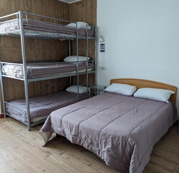 Семейный Номер, Auberge Des Pins